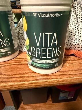 Vitauthority Vita Greens Lemon Mint - Green Supplement Tub 30 Servings